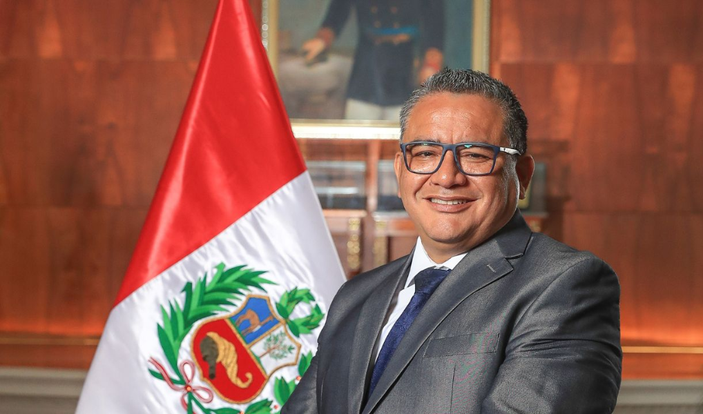 Contraloría investiga ingreso irregular de Juan José Santiváñez al Ministerio del Interior